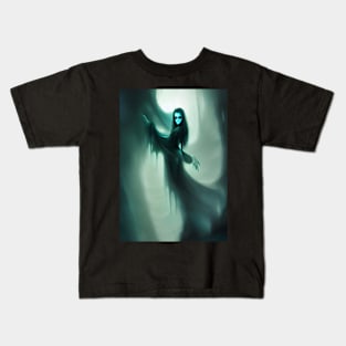 GHOSTLY  RED EYED SPOOKY HALLOWEEN VAMPIRESS Kids T-Shirt